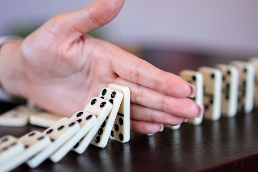 dominoes, 4k wallpaper 1920x1080, game, block, wallpaper hd, risk, hd wallpaper, free background, success, cool backgrounds, full hd wallpaper, wallpaper 4k, business, action, windows wallpaper, laptop wallpaper, mac wallpaper, desktop backgrounds, play, balance, black, free wallpaper, fall, 4k wallpaper, background, beautiful wallpaper, stop, activity, piece